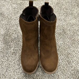 Natural reflections booties